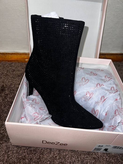 жіночі ботильйони