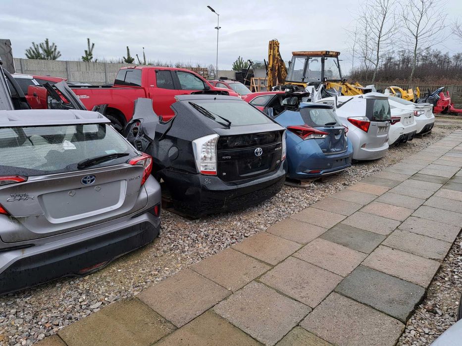 Крило крила різні моделі Toyota BMW AUDI Mercedes разборка