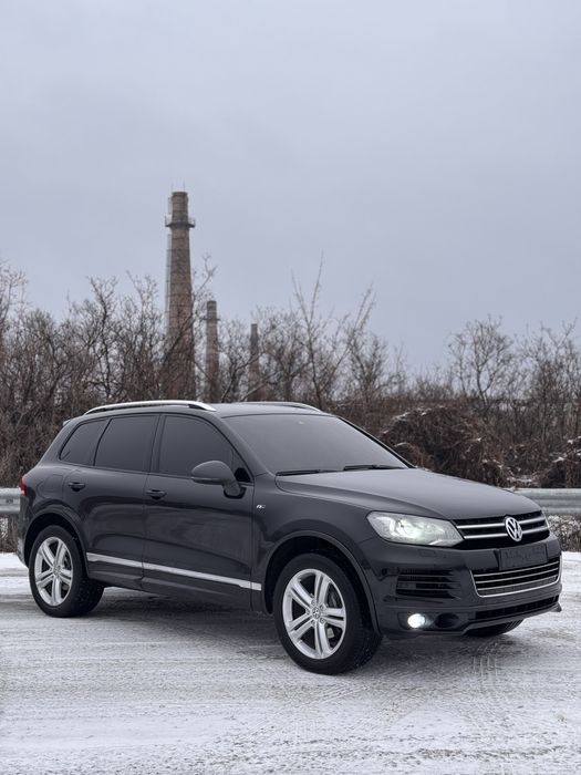 Продам Volkswagen Touareg 2013 3.0 дизель
