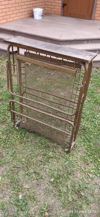 Розкладушка часів СССР.