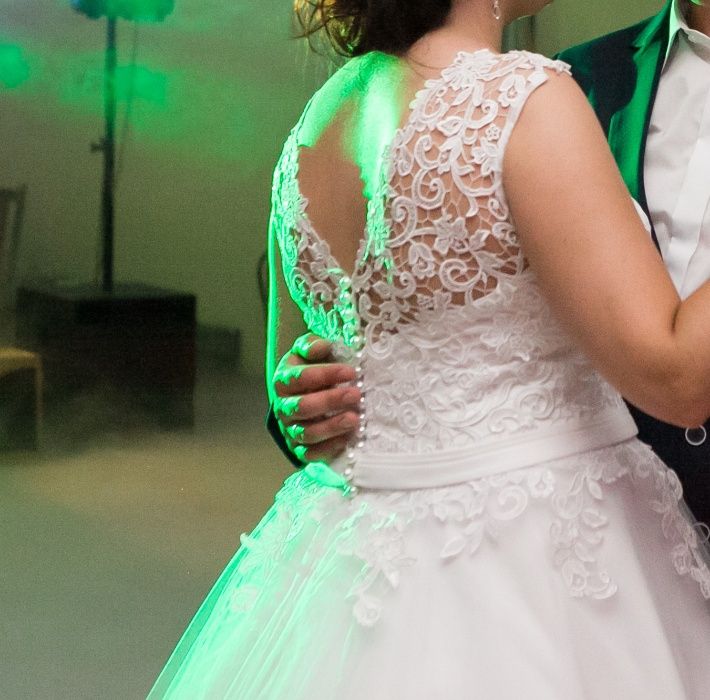 suknia ślubna rozmiar 40-42