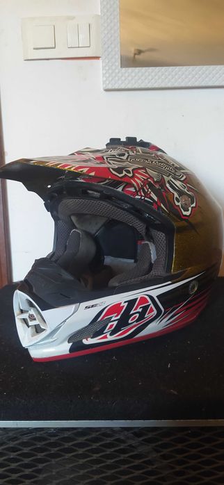Capacete Troy Lee Designs SE3 ECE Piston Helmet Gold