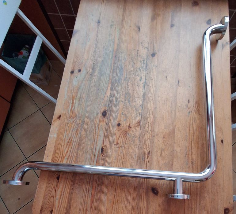 Uchwyt łazienkowy stalowy  kątowy  32 mm