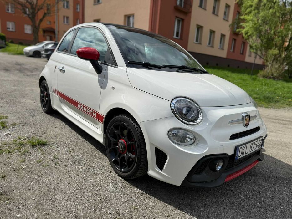Abarth 500 Cabrio.