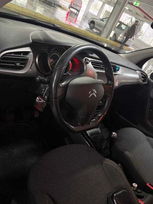 Citroën 2016 • 129.000 km • Gasolina