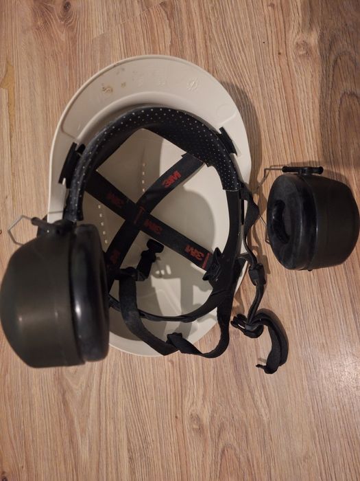 Kask ochrony certyfikowany na budowę