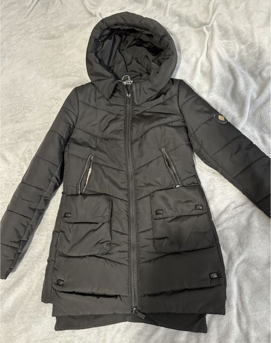 Куртка чорна зимова