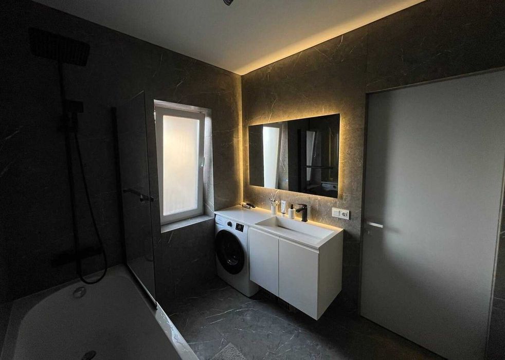 Продаж 2 поверхового таунхауса в Агрономічному