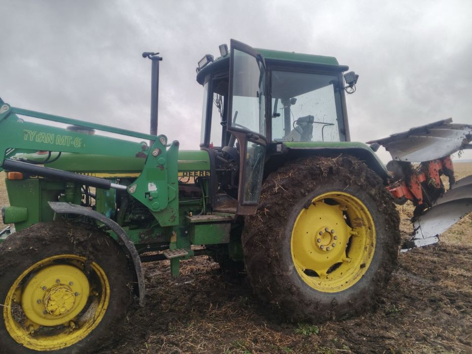 Трактор John Deere 3140 свіжопривезений 6000 год