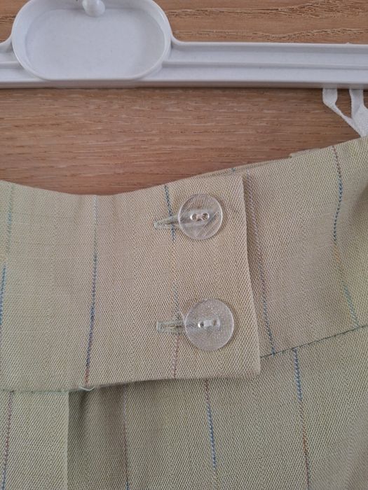 Eleganckie damskie spodnie garniturowe beżowe w paski 42 XL