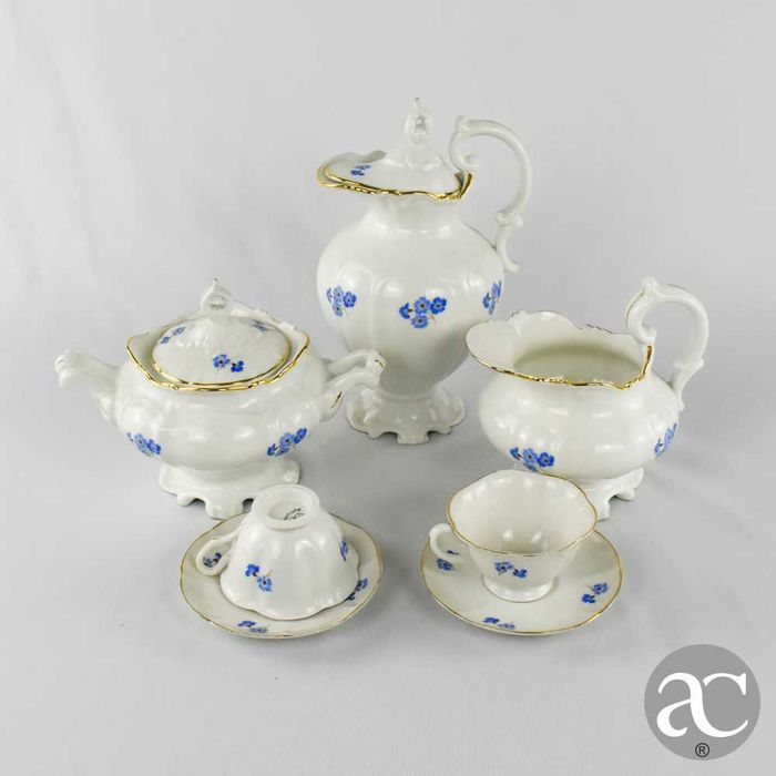 Conjunto de jarro, 2 chávenas, leiteira e Açucareiro, Vista Alegre