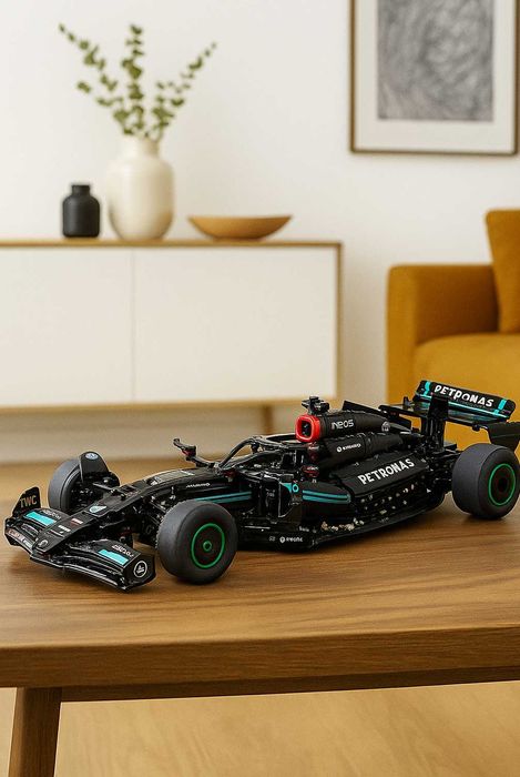 Bolid Mercedes. Klocki kompatybilne z lego. 42171