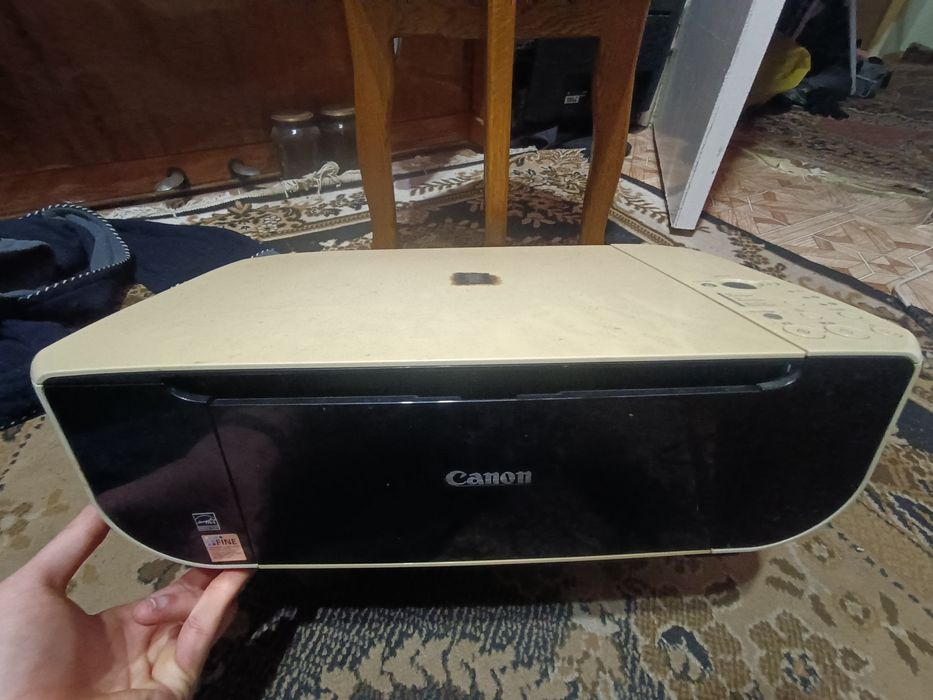 Продам принтер Canon Pixma P210