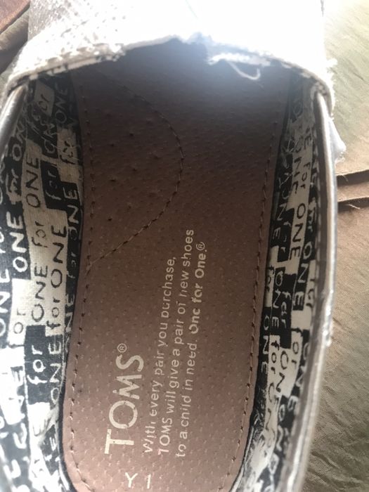 Sapatilhas geox 33 alpercatas toms 32