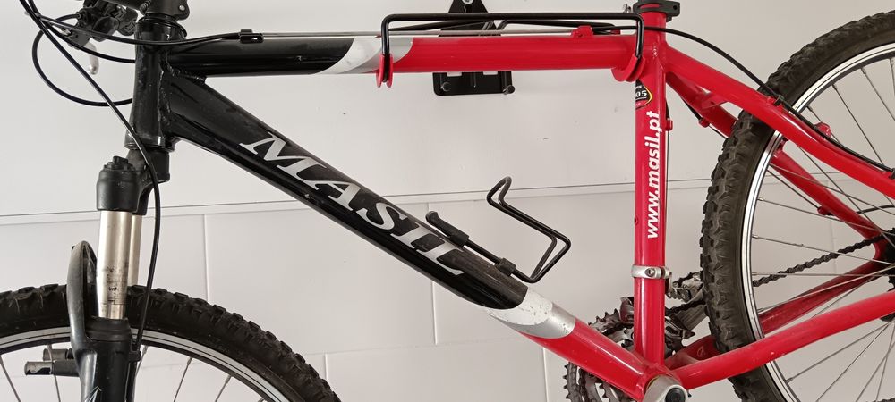 Bicicleta BTT roda 26 disco 3x8