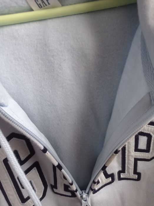 Nowa bluza z kapturem GAP