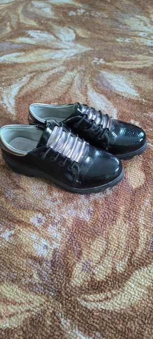 Туфлі дитячі 32 розмір