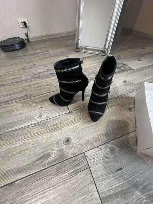 Aldo ботильони 39 р