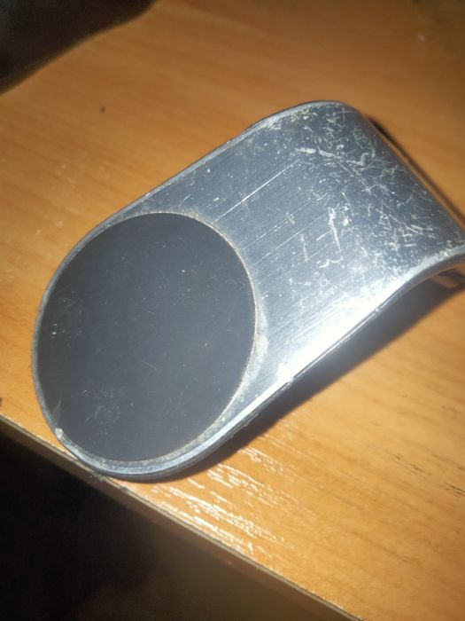 Uchwyt na telefon magnetyczny