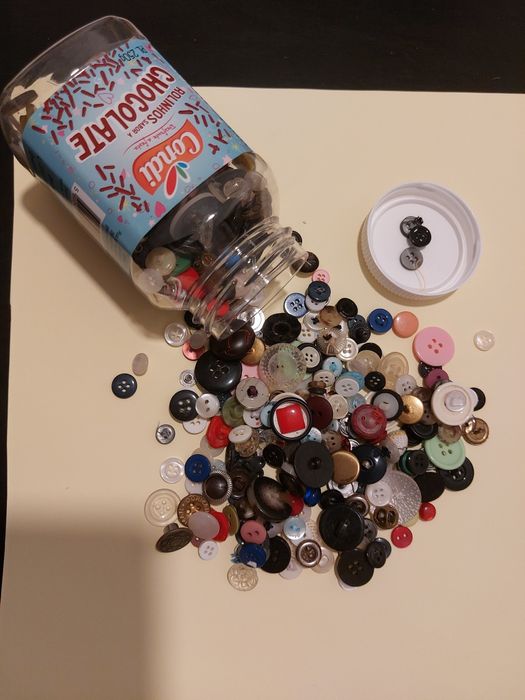 Botões diversos para trabalhos