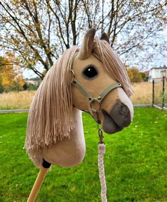 Konik Hobby Horse A4 ręcznie szyty z minky, zestaw z ogłowiem #171