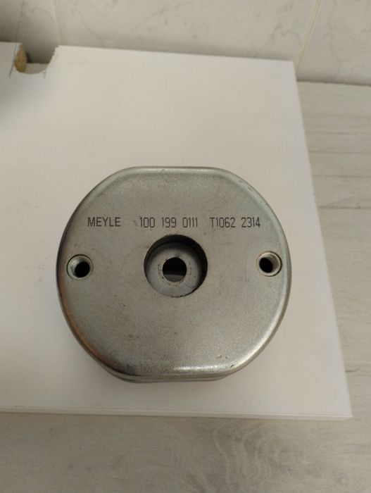 Подушка двигателя транспортёр Т-4