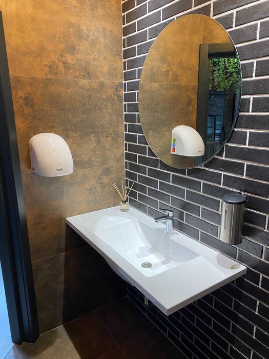 Умивальник на замовлення, стільниця під чашу, раковина з каменю