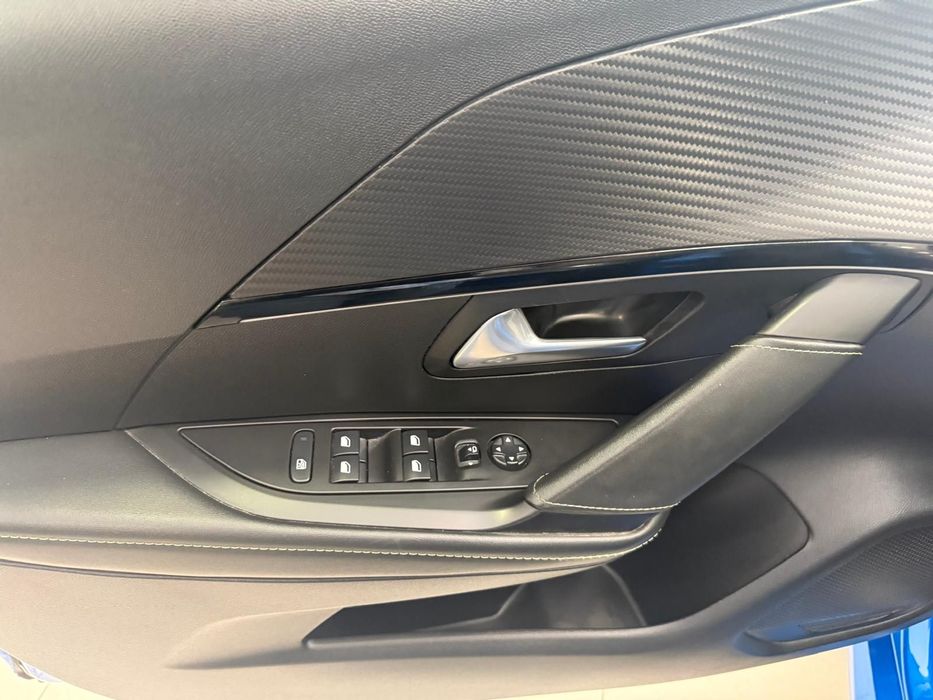 Peugeot e-208 50 kWh GT Line