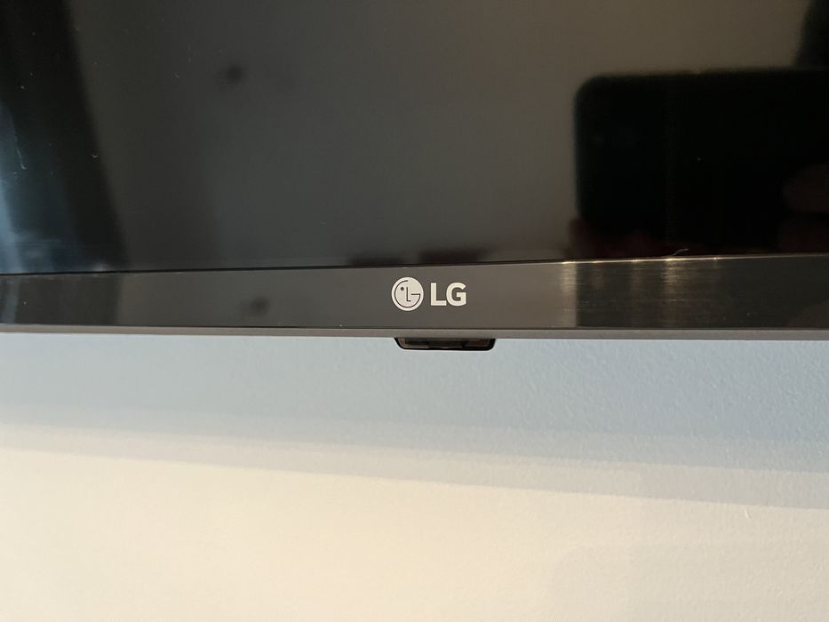 TV LG 32” nova