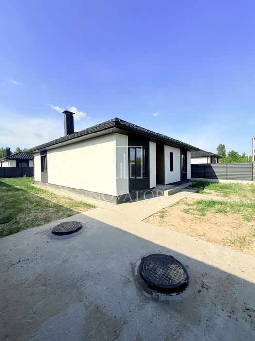 Продам будинок в селі Дмитрівка, вул. Центральна | 117 м² | 4.6 сотки | Газ | Поруч ліс | Держпрограми так