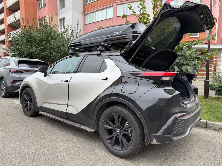 б.у. поперечины Toyota і Lexus багажник как THULE