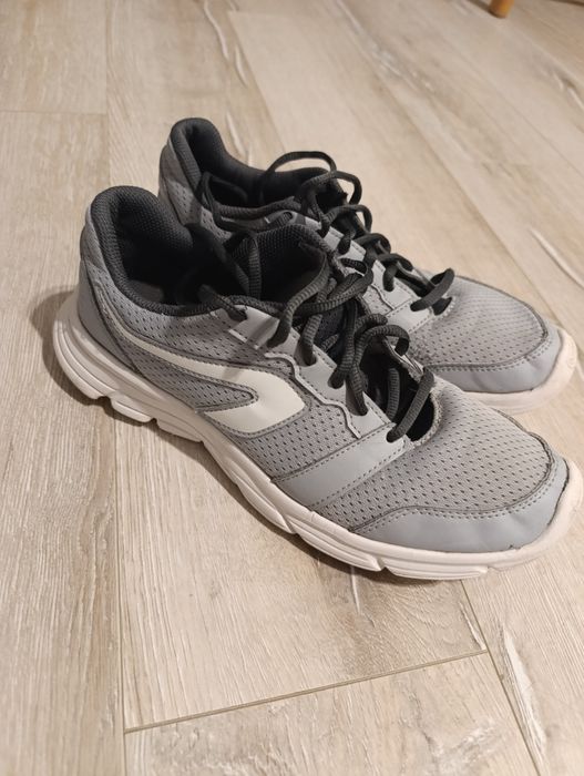 Buty do biegania Kalenji z Decathlon do nording walking r.40