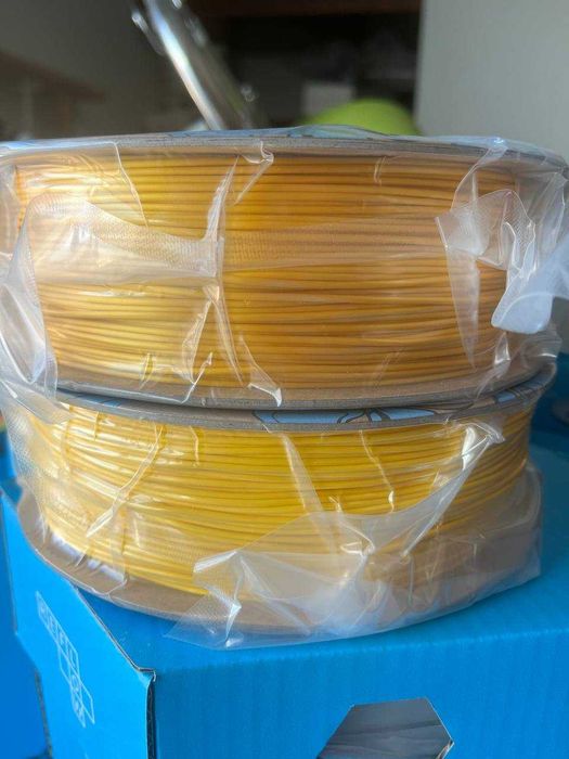 Filamento PLA e PETG e  rPP GF30 de 1,75 e 2,85 mm. 27 cores 1 Kg