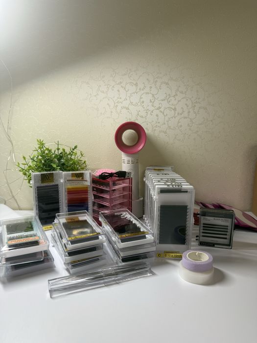 Матеріали для нарощення вій