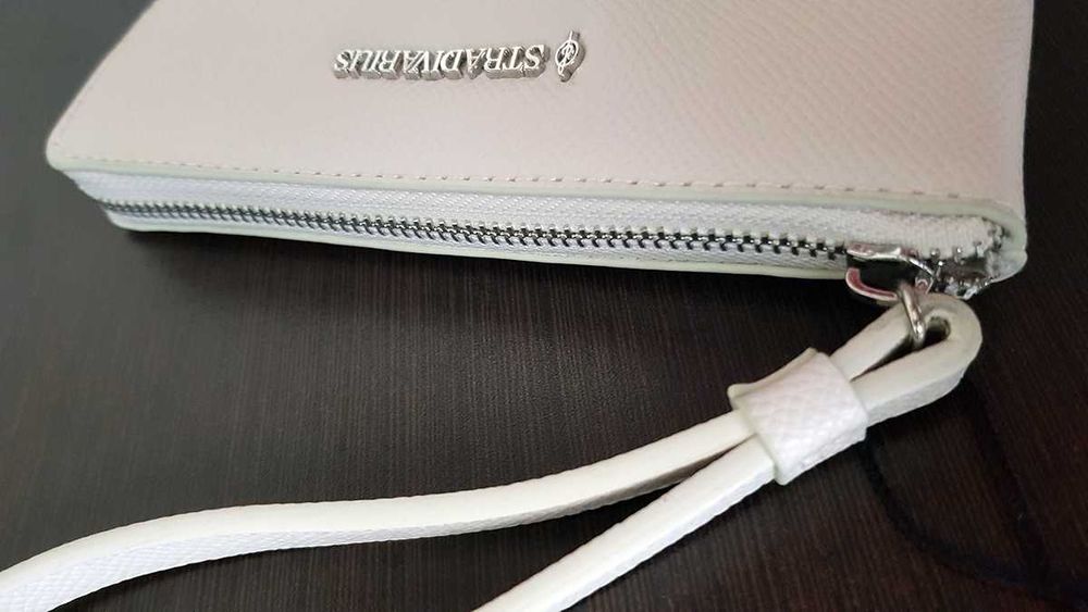 Bolsa/carteira de mão senhora Stradivarius