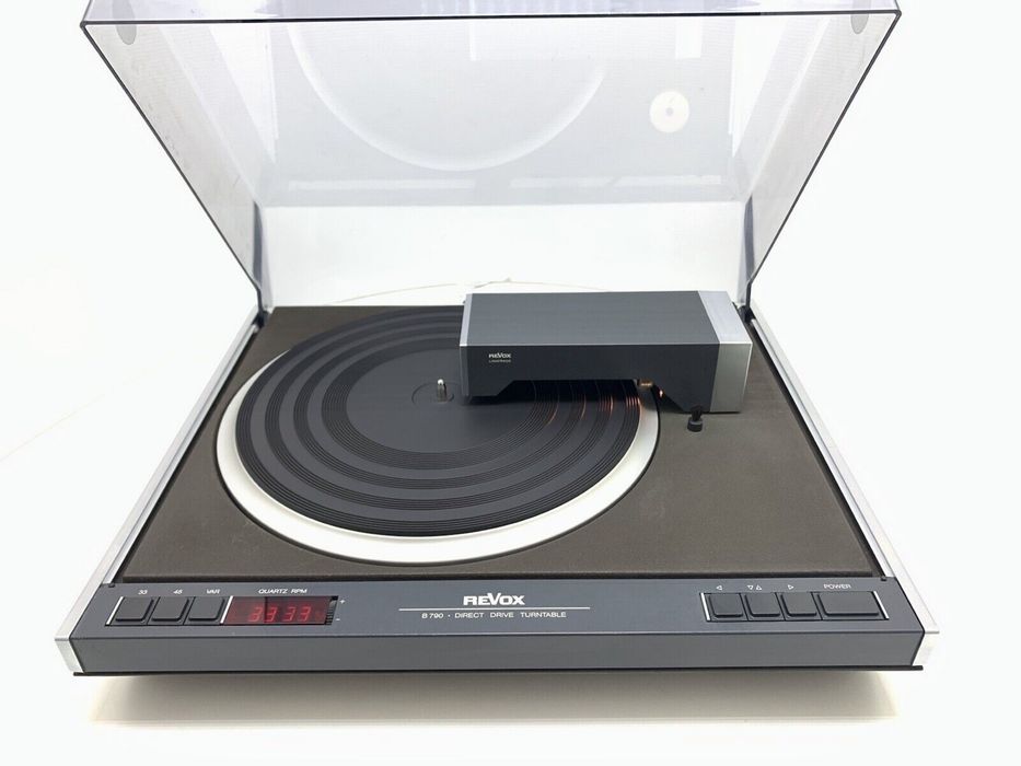 Gramofon Revox  b 790