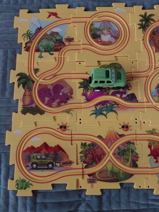 Puzzle Track Car, układanka z samochodzikiem