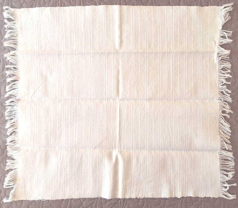 Toalha Antiga em Linho Tecido à Mão – 75 x 60 cm