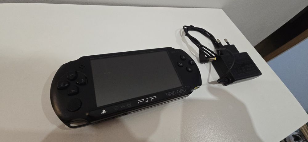 PSP Street + Carregador