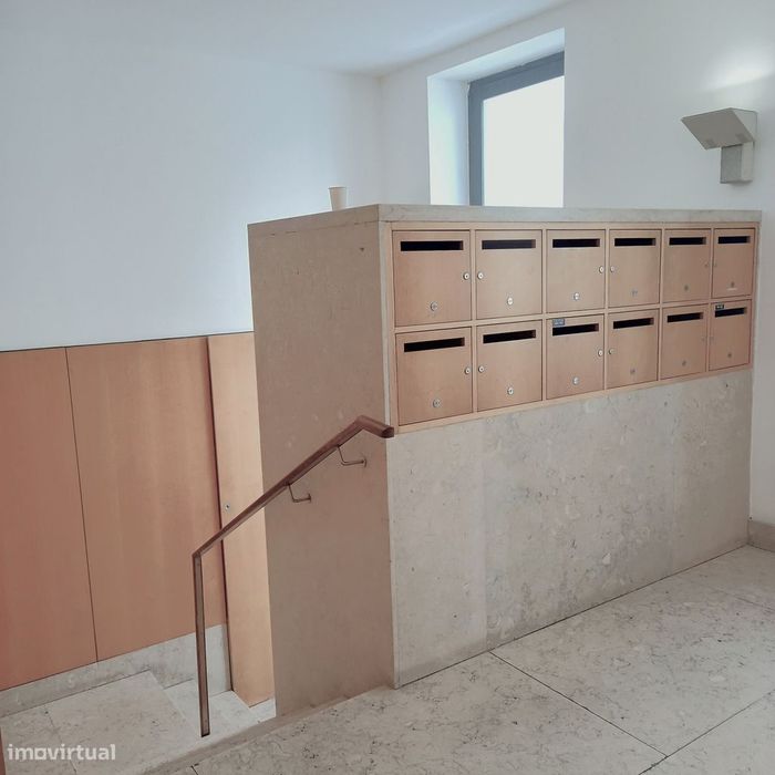 Apartamento T1 no coração do Chiado, com garagem e arrecadação