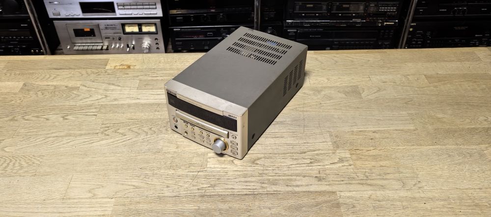 CD ресивер Teac CR-H100/6Ω