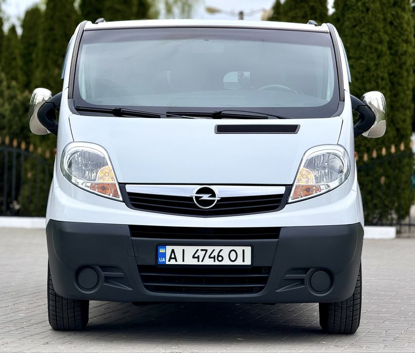 Opel Vivaro Пасажир!!! Ідеальний Стан 2.0 Двигун Авто Не ФАРБОВАНЕ!!! 1 Власник Рідний Пробіг 261 Тис.км