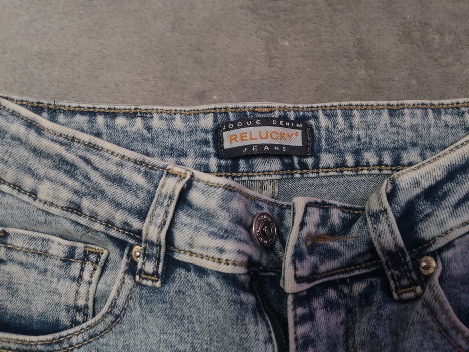Новенькі джинси мом
