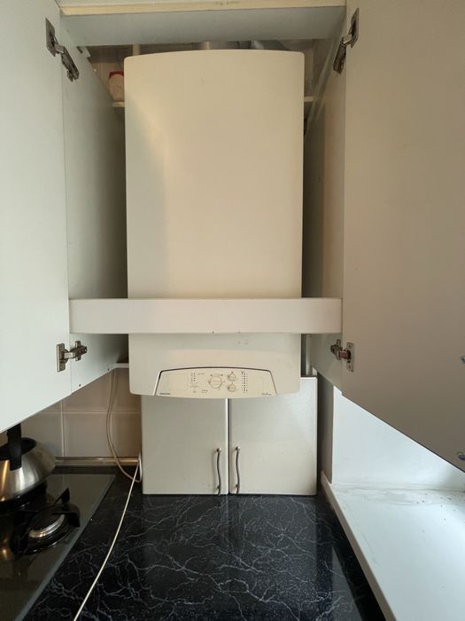 Продаю 2 квартиру с автоном. отоплением пр. Центральный!