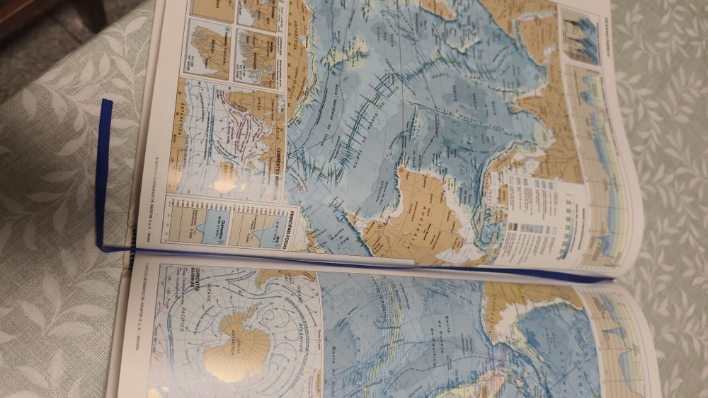 Grande Atlas do Mundo