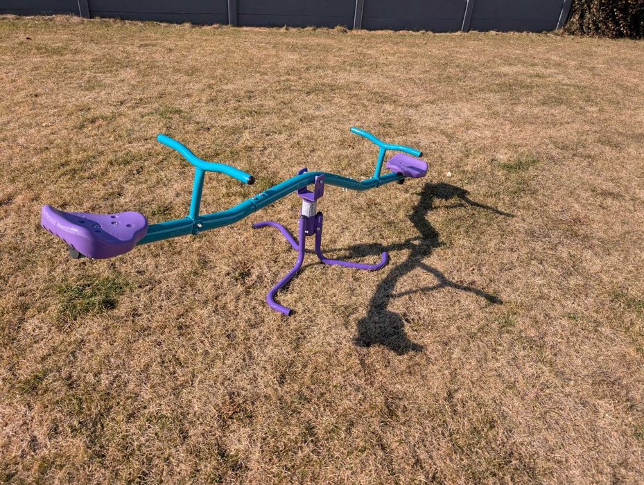 Sprzedam huśtawkę ogrodową konik