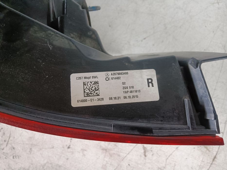 Farolim traseiro Mercedes Benz Classe ClK ( W207 /213 ) Coupé