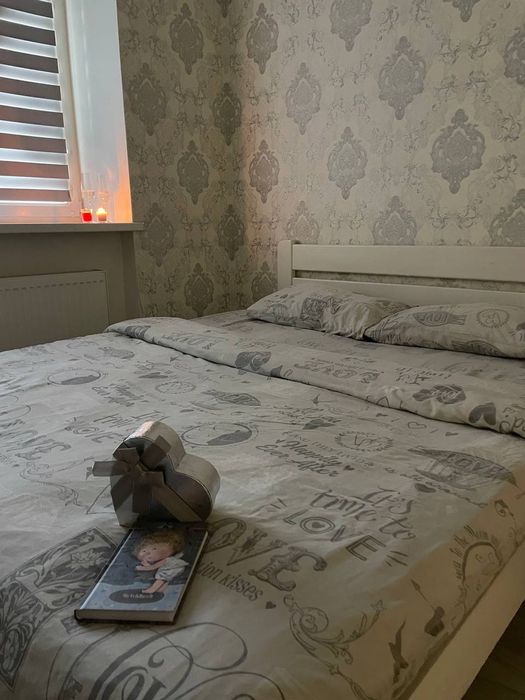 Квартира подобово карамель