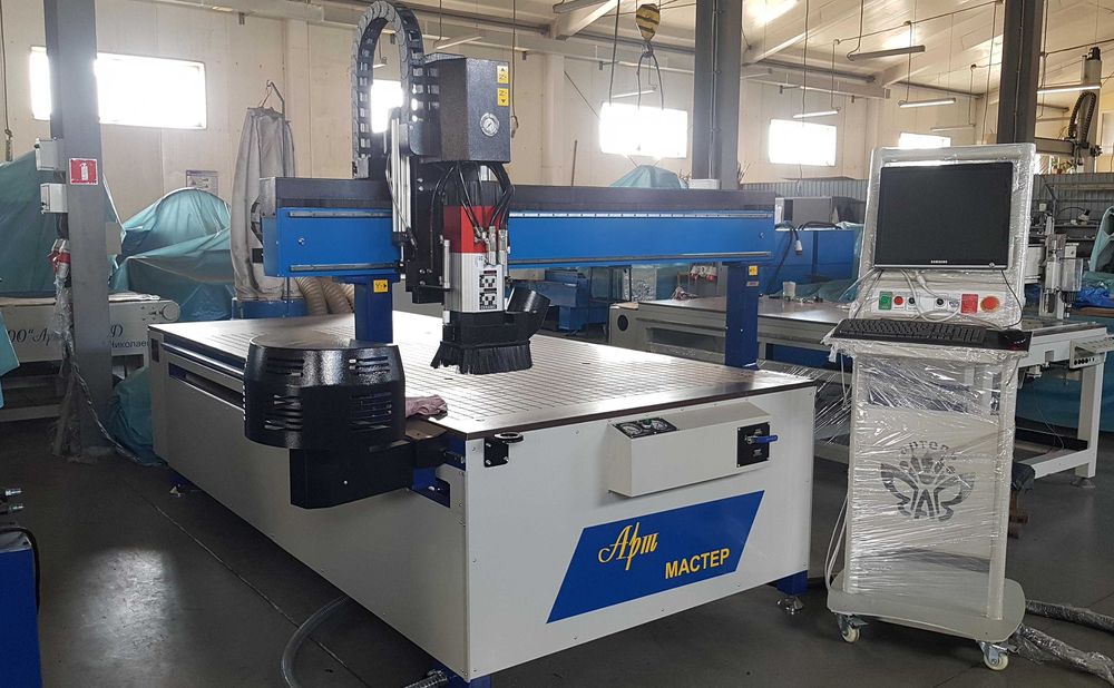 Фрезерний верстат з ЧПУ Артмастер 2515 з авт. зміною інструменту