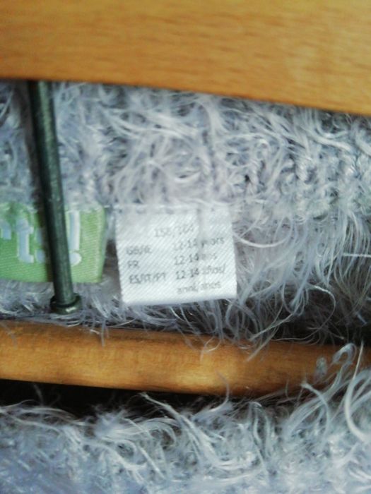 Damski sweterek kolorowy miły M